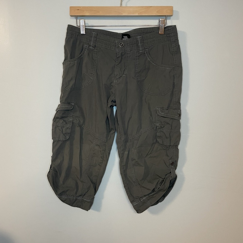 Kuhl Cargo Capri Pants Womens 6 Green Hiking Outdoor Stretch Pockets Trail Olive